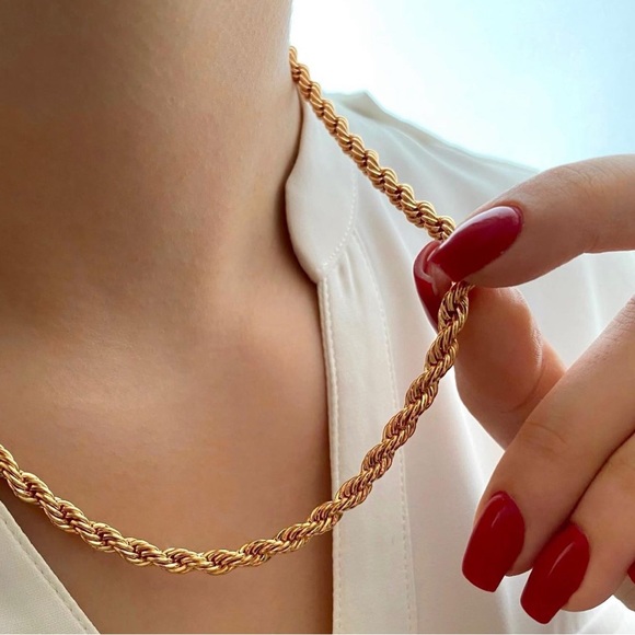 Rope Chain Necklace 18k Gold Plated Luxury Jewelry - Picture 3 of 9